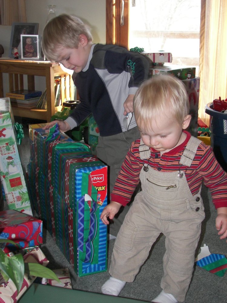 Andrew & Tyler opening presents.