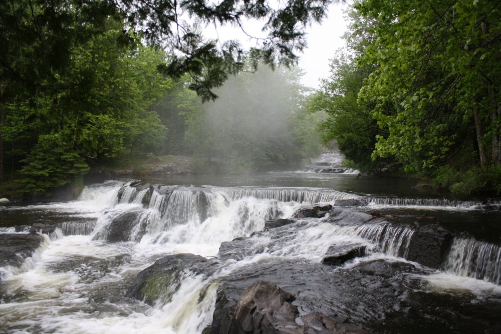 Bond Falls