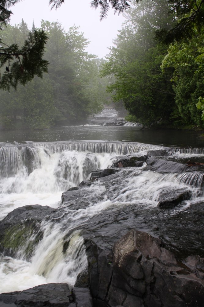 Bond Falls