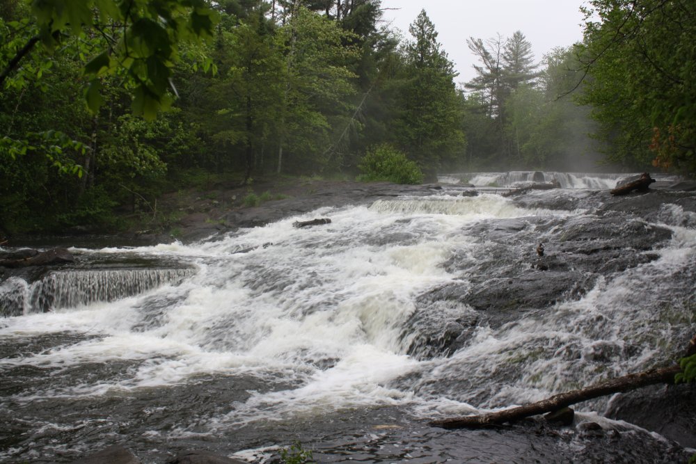 Bond Falls