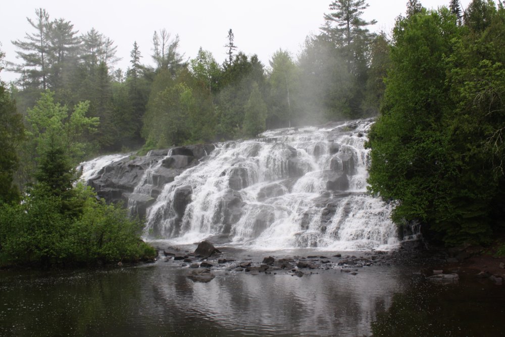 Bond Falls