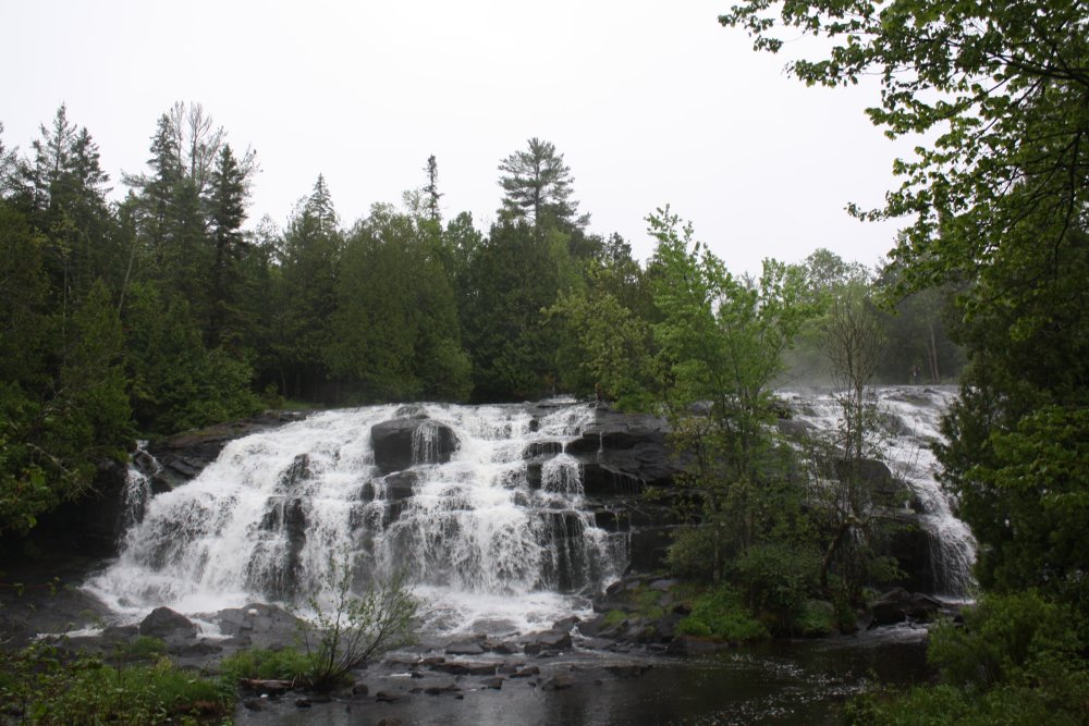 Bond Falls