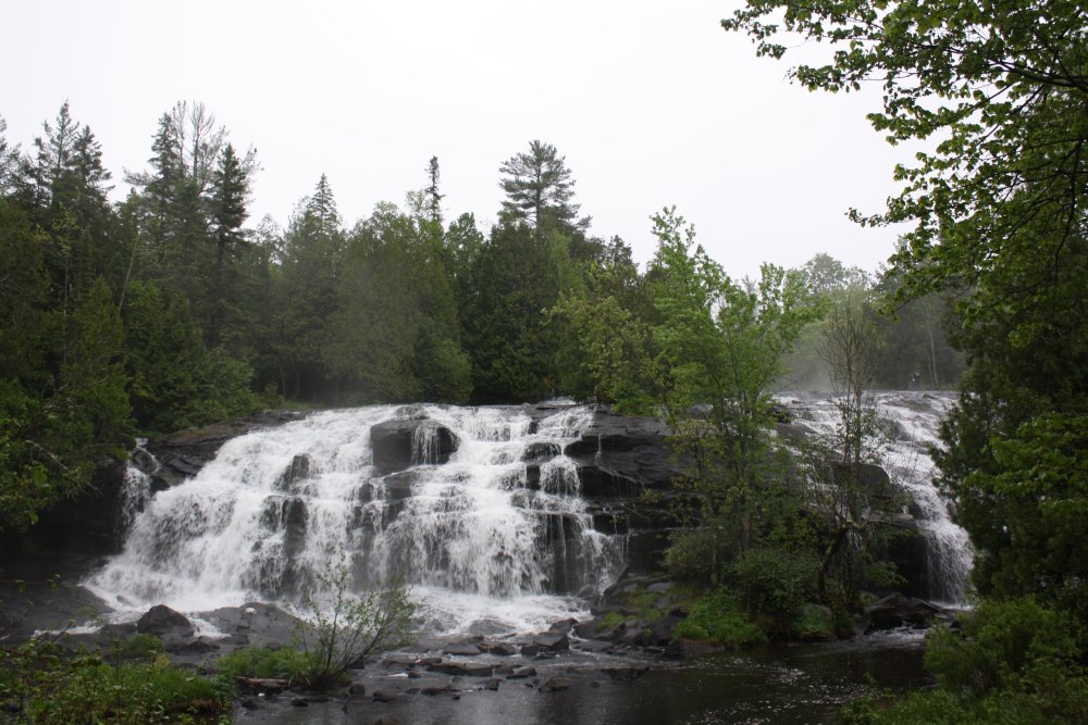 Bond Falls