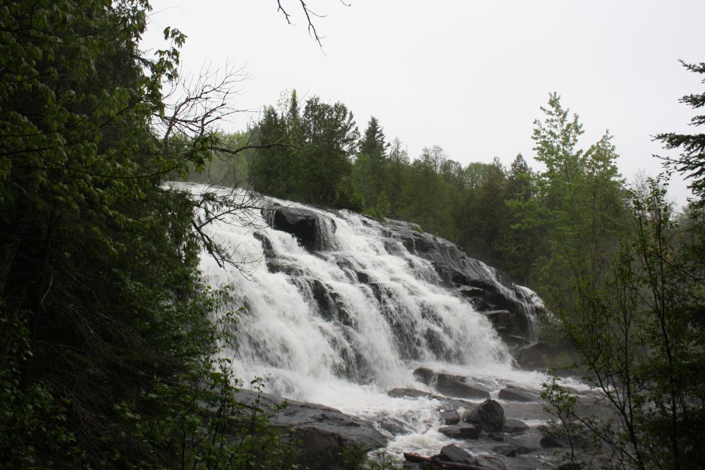 Bond Falls