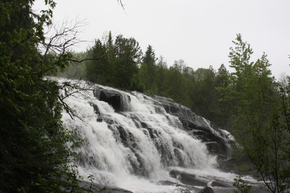 Bond Falls