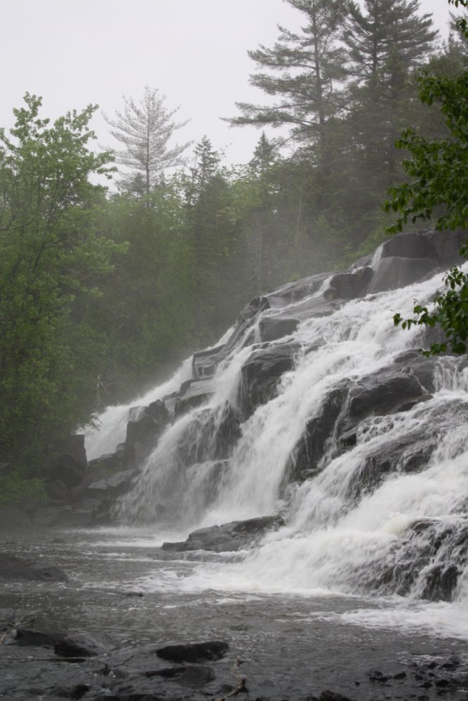 Bond Falls