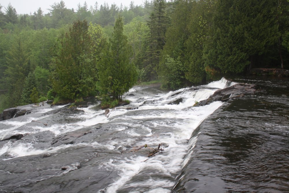 Bond Falls