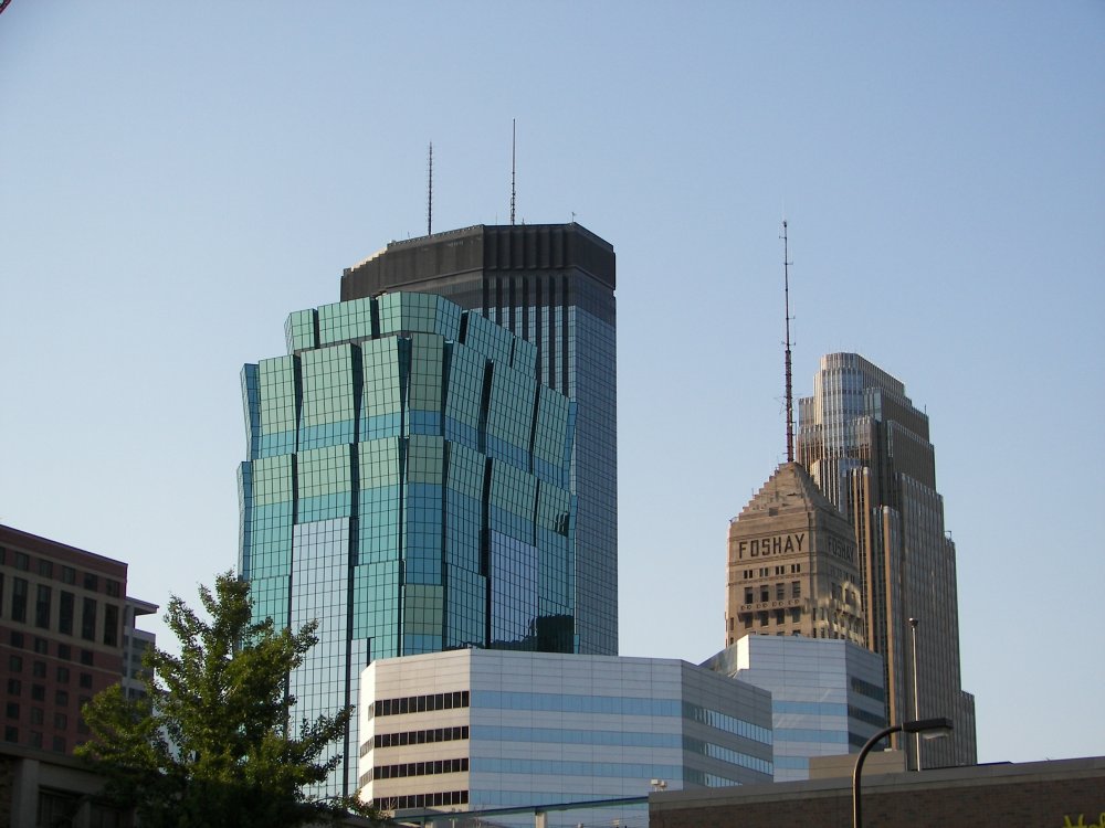 AT&T Tower and Foshay