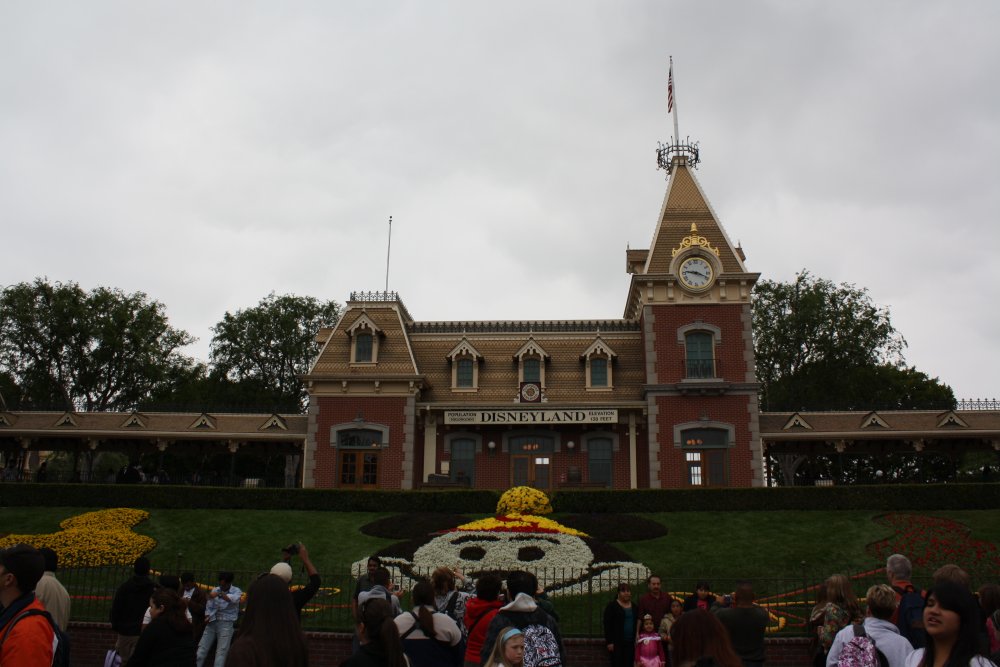 Disneyland Enterance